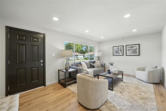 4254 Stambaugh Court, St Louis, MO 63134