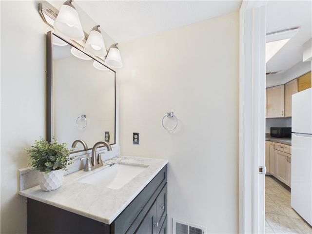 776 Eastbrooke Lane, Brighton, NY 14618