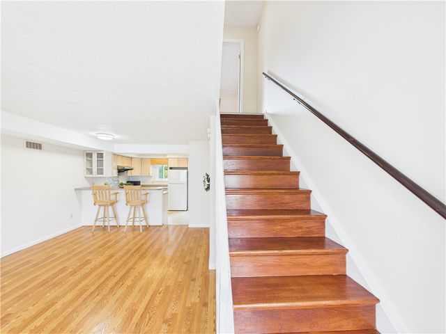 776 Eastbrooke Lane, Brighton, NY 14618