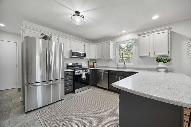 18788 US 150 Highway, Bloomington, IL 61705