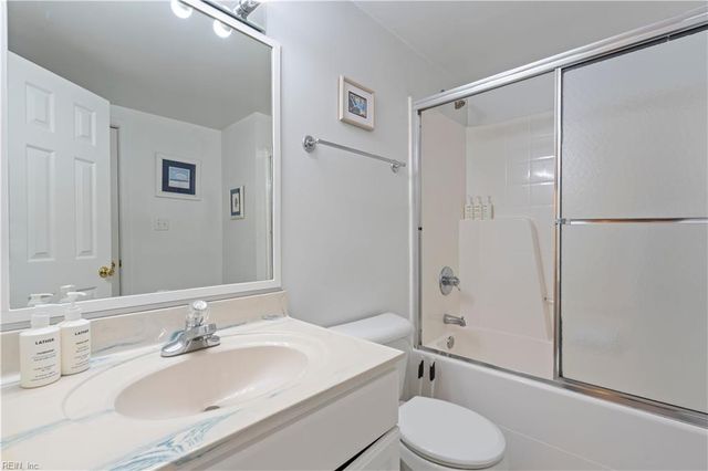 2349 Sandfiddler RD, Virginia Beach, VA 23456