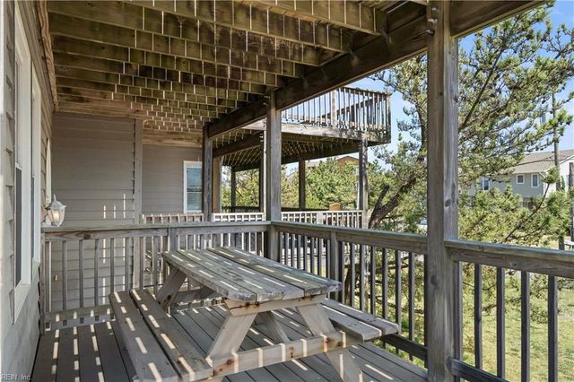 2349 Sandfiddler RD, Virginia Beach, VA 23456