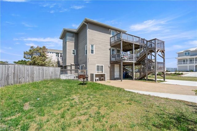 2349 Sandfiddler RD, Virginia Beach, VA 23456