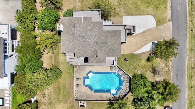 2349 Sandfiddler RD, Virginia Beach, VA 23456
