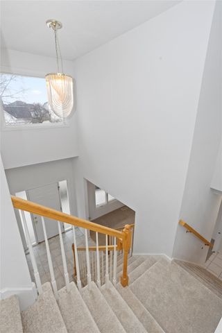 13931 Oak Brook Drive, Urbandale, IA 50323