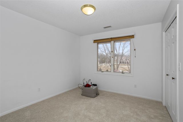 13931 Oak Brook Drive, Urbandale, IA 50323