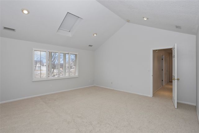 13931 Oak Brook Drive, Urbandale, IA 50323