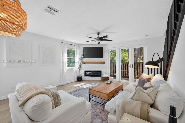 1214 W Las Olas Blvd, Fort Lauderdale, FL 33312