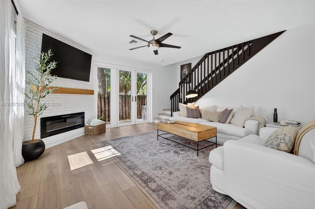 1214 W Las Olas Blvd, Fort Lauderdale, FL 33312