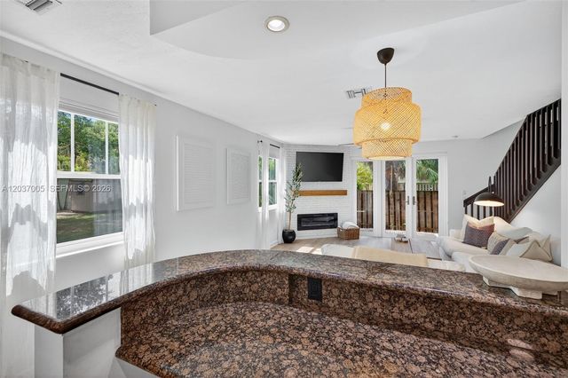 1214 W Las Olas Blvd, Fort Lauderdale, FL 33312