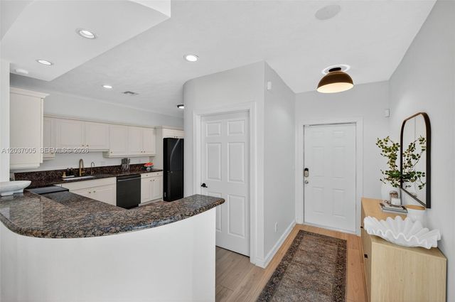 1214 W Las Olas Blvd, Fort Lauderdale, FL 33312