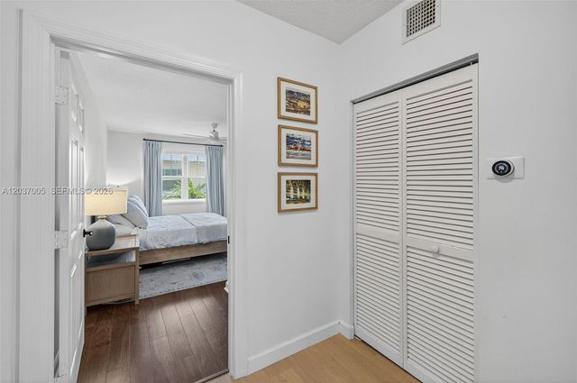 1214 W Las Olas Blvd, Fort Lauderdale, FL 33312