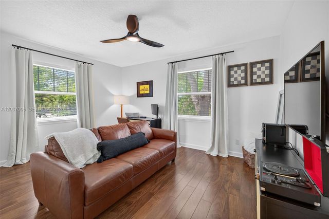 1214 W Las Olas Blvd, Fort Lauderdale, FL 33312