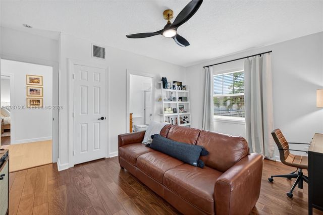 1214 W Las Olas Blvd, Fort Lauderdale, FL 33312