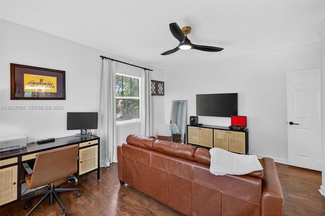 1214 W Las Olas Blvd, Fort Lauderdale, FL 33312