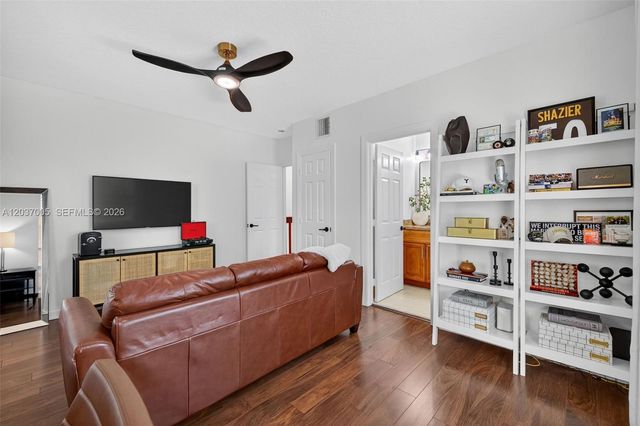 1214 W Las Olas Blvd, Fort Lauderdale, FL 33312