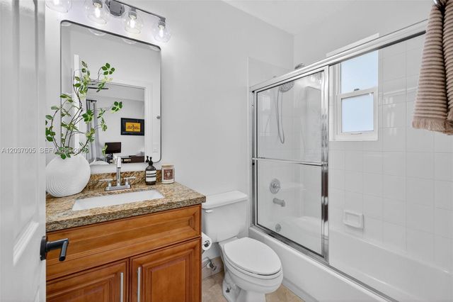 1214 W Las Olas Blvd, Fort Lauderdale, FL 33312
