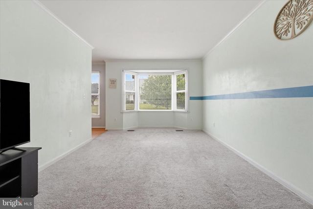 2402 SHAKER LN, Frederick, MD 21702