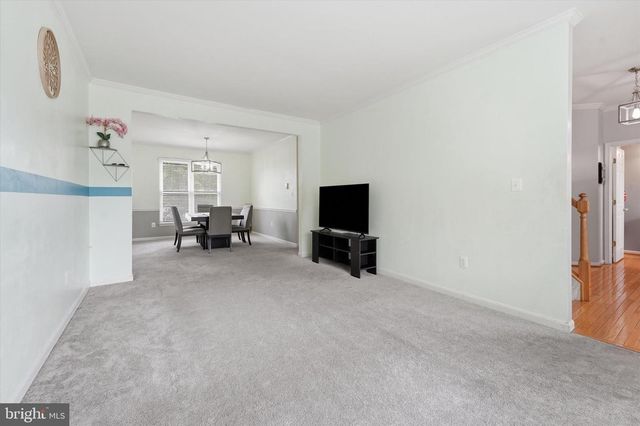 2402 SHAKER LN, Frederick, MD 21702