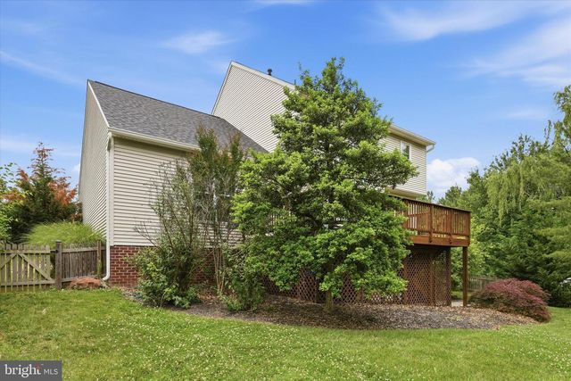 2402 SHAKER LN, Frederick, MD 21702