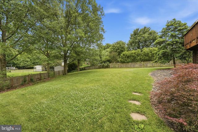 2402 SHAKER LN, Frederick, MD 21702