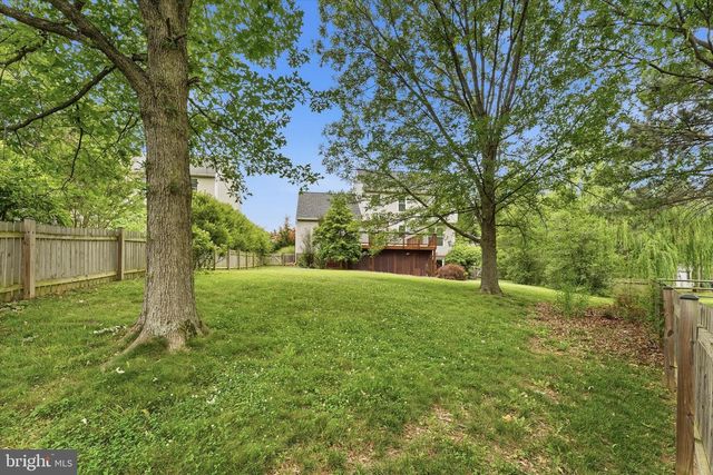 2402 SHAKER LN, Frederick, MD 21702