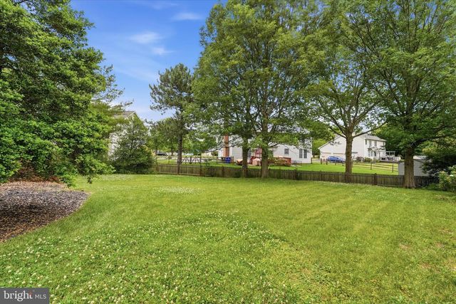 2402 SHAKER LN, Frederick, MD 21702