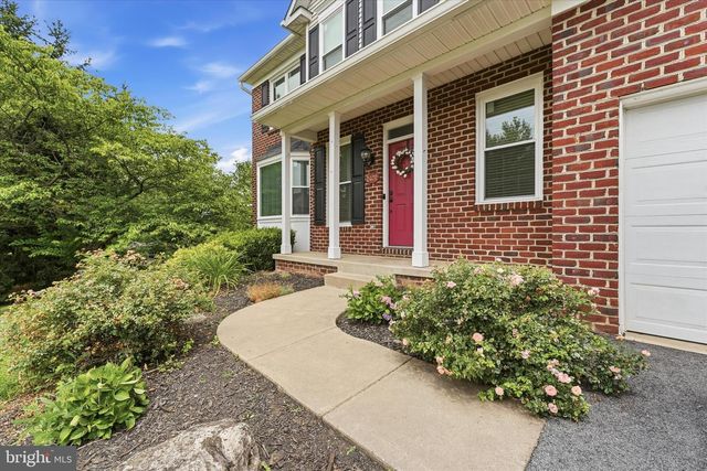 2402 SHAKER LN, Frederick, MD 21702