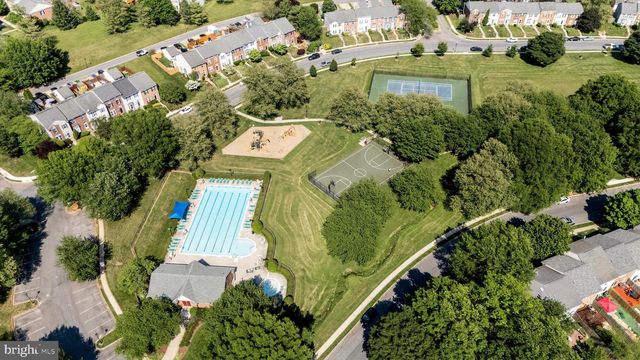 2402 SHAKER LN, Frederick, MD 21702