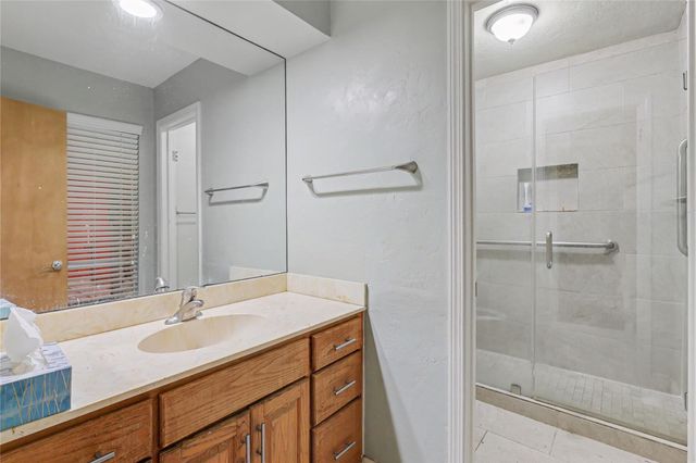 5519 Arncliffe Drive, Houston, TX 77088