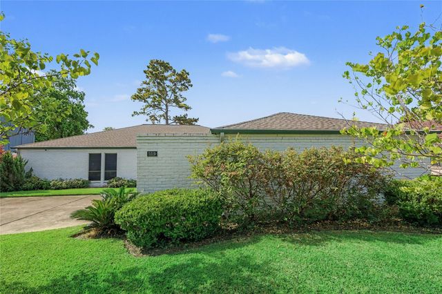 5519 Arncliffe Drive, Houston, TX 77088