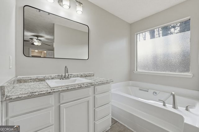 5335 Forest Downs Lane, South Fulton, GA 30349