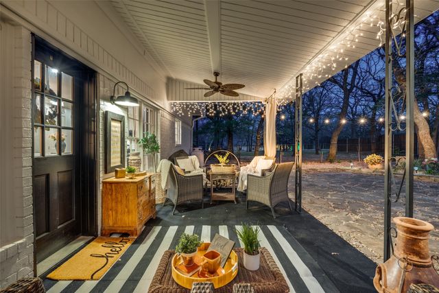 229 Colt Drive, Lake Kiowa, TX 76240