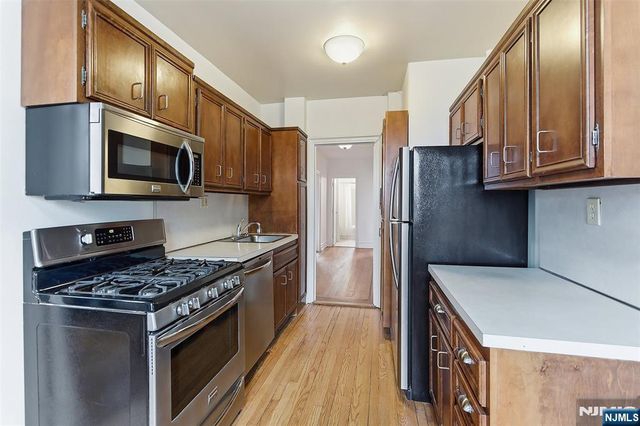 100 Palisade Avenue B51, Englewood, NJ 07631