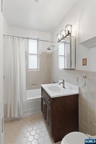 100 Palisade Avenue B51, Englewood, NJ 07631