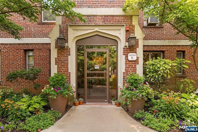 100 Palisade Avenue B51, Englewood, NJ 07631