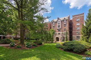 100 Palisade Avenue B51, Englewood, NJ 07631