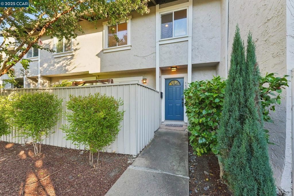 1400 Camino Peral, Moraga, CA 94556