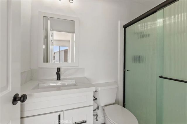 164 Brookline Lane, Costa Mesa, CA 92626