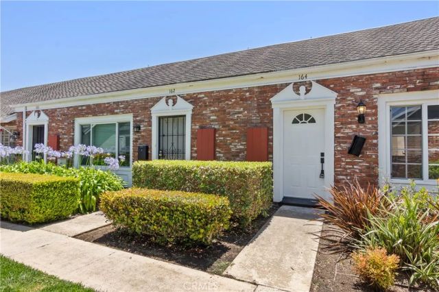 164 Brookline Lane, Costa Mesa, CA 92626