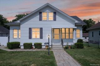 410 S Center Street, Howell, MI 48843