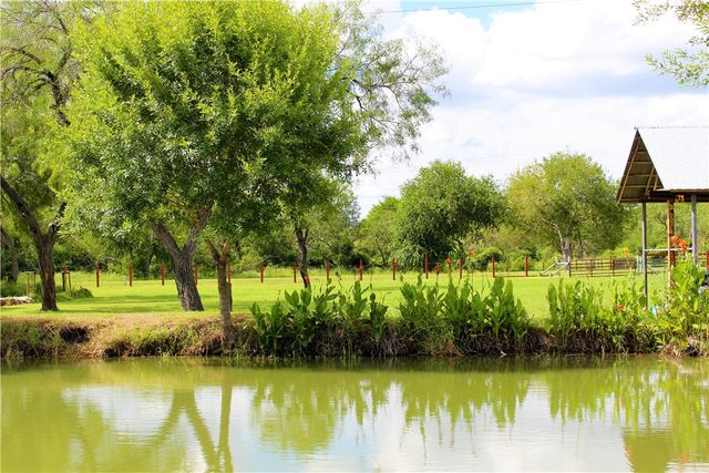 6139 Mockingbird, Mathis, TX 78368
