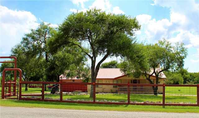 6139 Mockingbird, Mathis, TX 78368