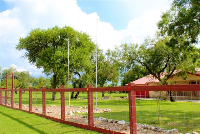 6139 Mockingbird, Mathis, TX 78368
