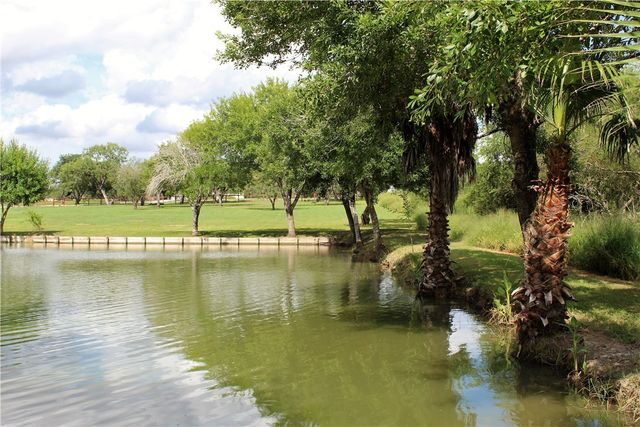 6139 Mockingbird, Mathis, TX 78368