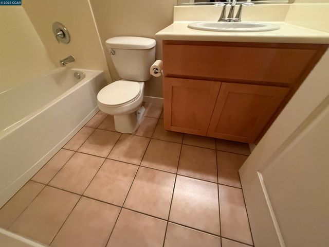 112 Serra Way, San Pablo, CA 94806