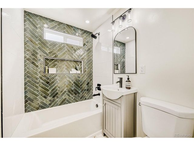 6910 Reno Dr, Arvada, CO 80002