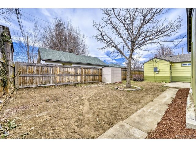 6910 Reno Dr, Arvada, CO 80002