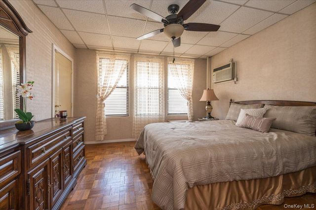 717 Calhoun Avenue, Bronx, NY 10465