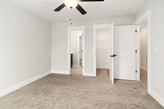 24 Port Royal Estate, Adams, TN 37010